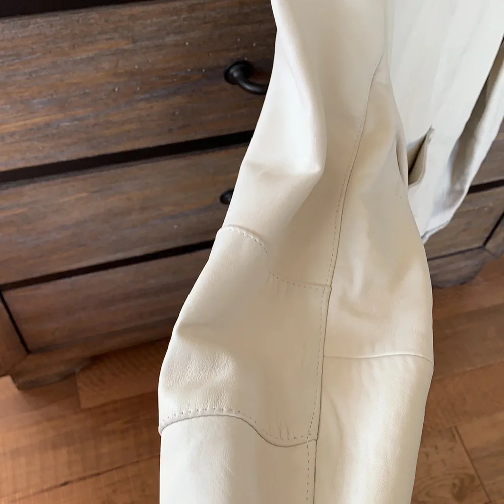 Wilson’s Leather cream motorcycle jacket. - Picture 4 of 7